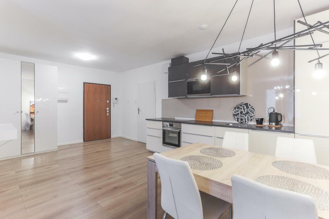 Apartmate Spacious Apartment With Balcony Oldtown For 6 People Danzig Exterior foto